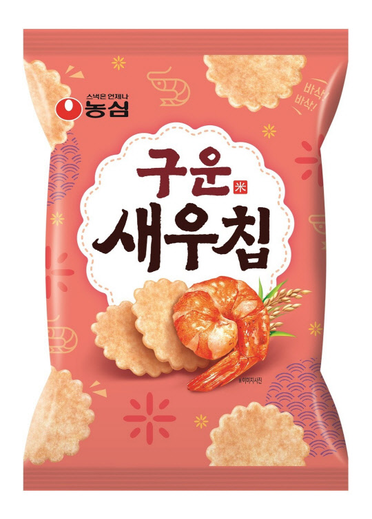 농심 '구운 새우칩'. <농심 제공>